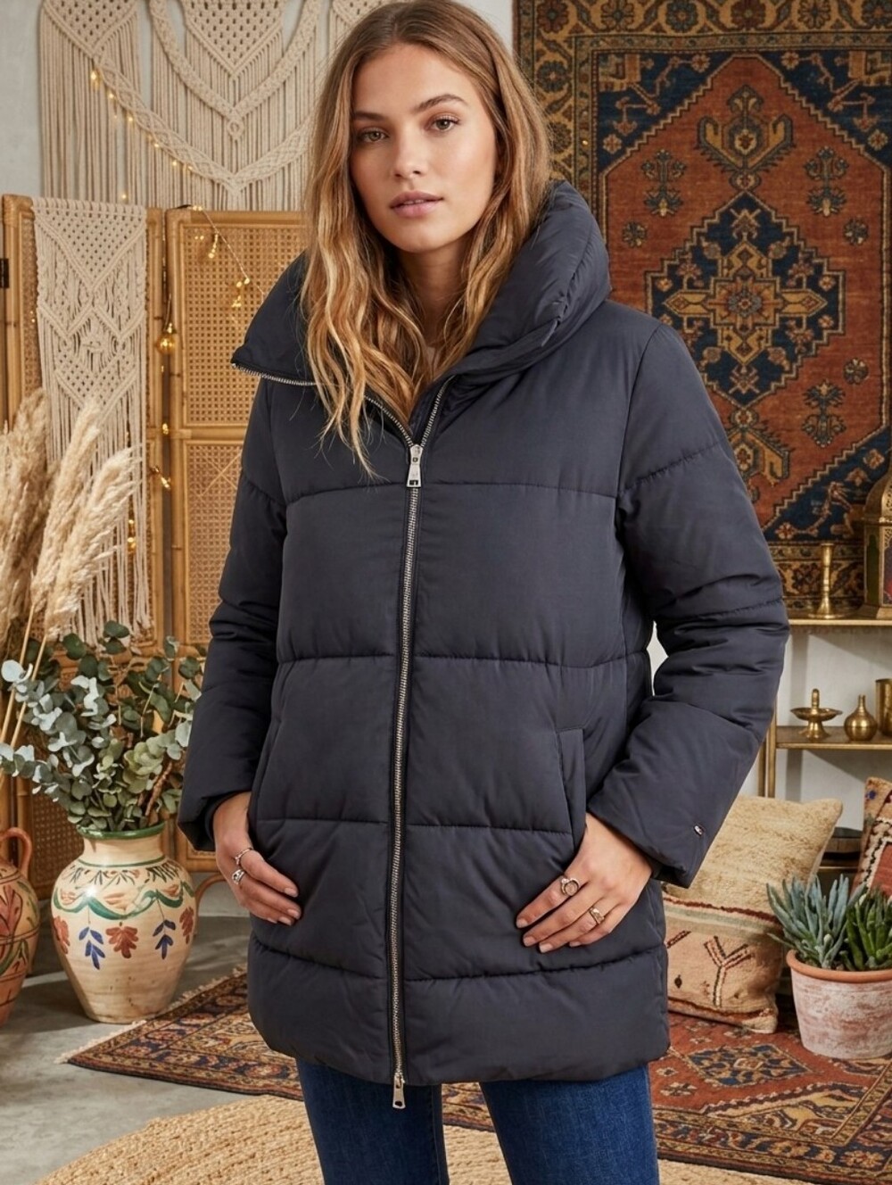 905u. ZARA Down Navy Blue Funnel Neck Water Repellant Hooded Puffer Anorak Coat